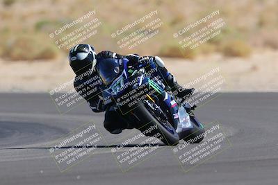 media/Oct-08-2022-SoCal Trackdays (Sat) [[1fc3beec89]]/Turn 16 (125pm)/